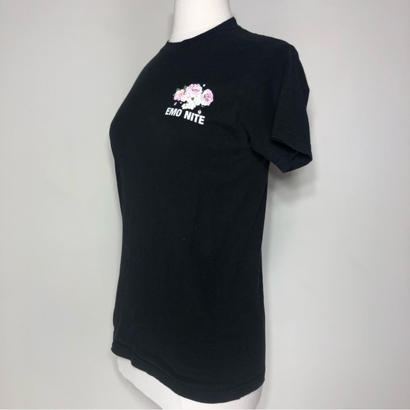 Emo Nite Graphic T-shirt - Picture 3 of 5